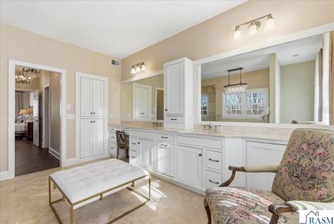 805 SE Timothy Drive Stewartville MN 55976-4400