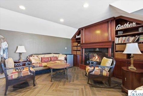 805 SE Timothy Drive Stewartville MN 55976-4400