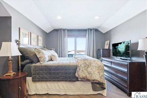 805 SE Timothy Drive Stewartville MN 55976-4400