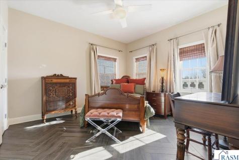 805 SE Timothy Drive Stewartville MN 55976-4400