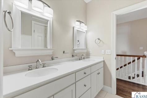 805 SE Timothy Drive Stewartville MN 55976-4400