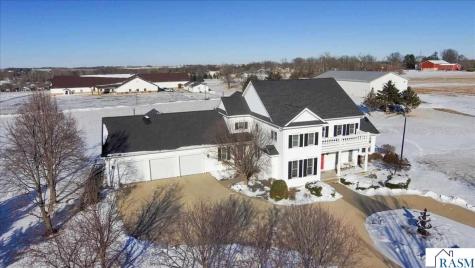 805 SE Timothy Drive Stewartville MN 55976-4400