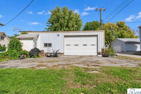 703 N Broad Street, Mankato Mankato MN 56001