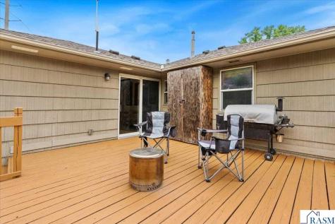 549 E Rose Street Owatonna MN 55060-2634
