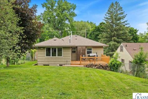 549 E Rose Street Owatonna MN 55060-2634