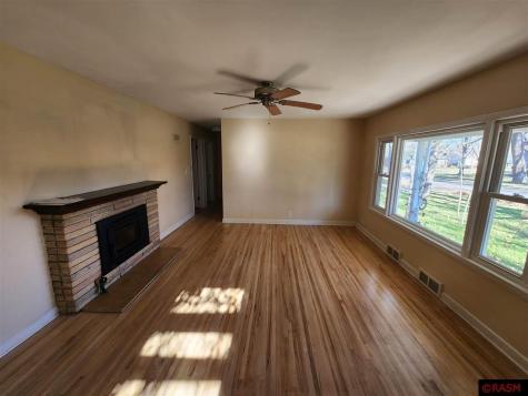 212 Hazel Mankato MN 56001
