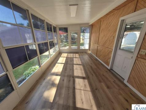 109 SE Water Street Sleepy Eye MN 56085