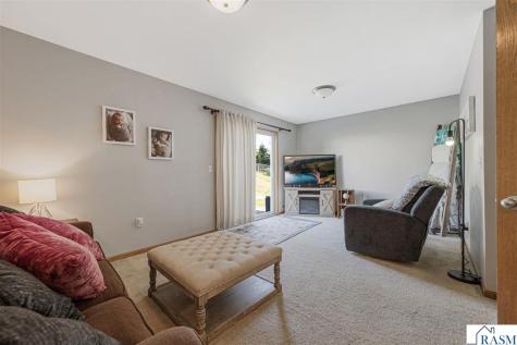 144 Gambrelle Court Mankato MN 56001