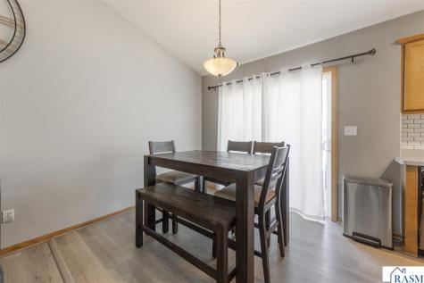 144 Gambrelle Court Mankato MN 56001