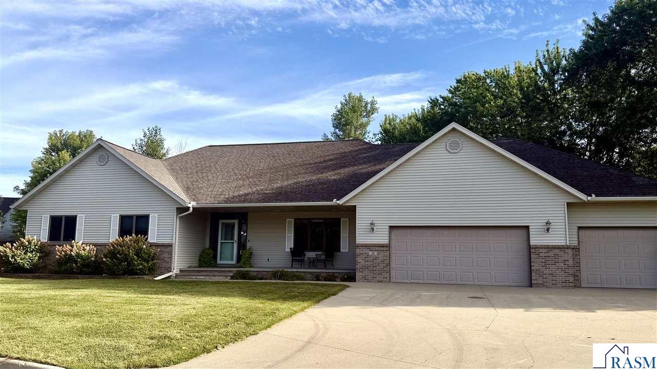 26 Shannon Court North Mankato MN 56003