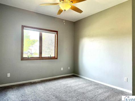 26 Shannon Court North Mankato MN 56003