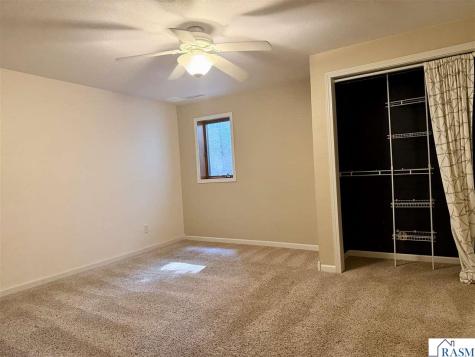 26 Shannon Court North Mankato MN 56003