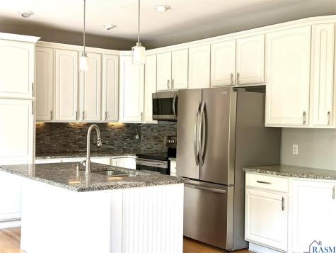 26 Shannon Court North Mankato MN 56003