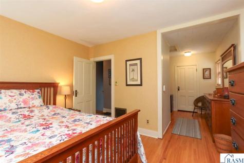 321 Center Street Mankato MN 56001