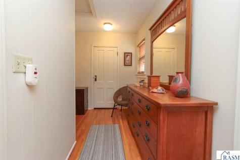 321 Center Street Mankato MN 56001