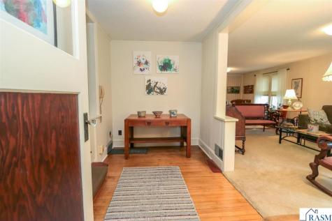 321 Center Street Mankato MN 56001