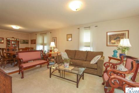 321 Center Street Mankato MN 56001