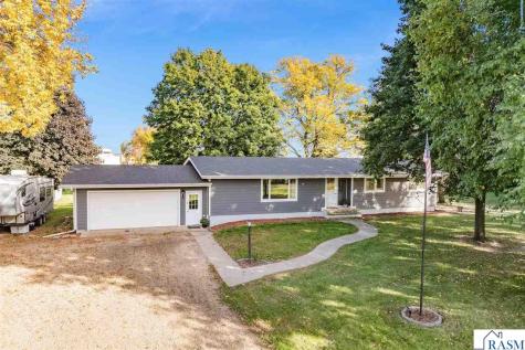 11404 330th Avenue Blue Earth MN 56013