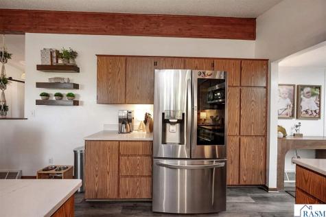 11404 330th Avenue Blue Earth MN 56013