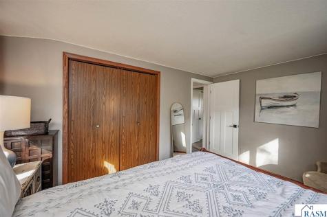 11404 330th Avenue Blue Earth MN 56013