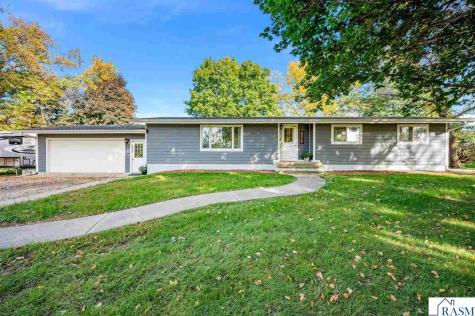 11404 330th Avenue Blue Earth MN 56013