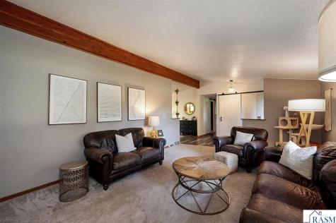 11404 330th Avenue Blue Earth MN 56013
