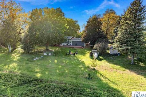 11404 330th Avenue Blue Earth MN 56013