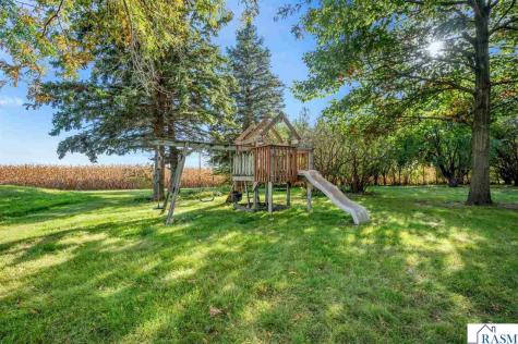 11404 330th Avenue Blue Earth MN 56013
