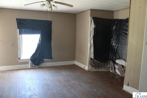 307 Hulseman Street Welcome MN 56181