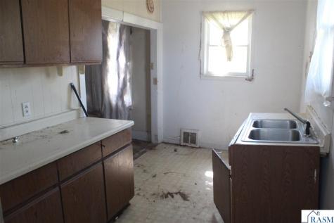 307 Hulseman Street Welcome MN 56181