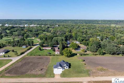1720 High Tail Lane Mankato MN 56001