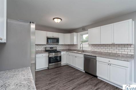 2104 Fair Street Mankato MN 56001