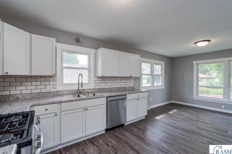 2104 Fair Street Mankato MN 56001