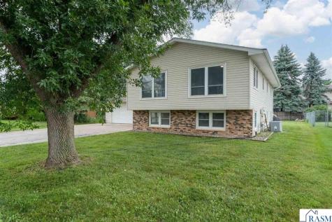2104 Fair Street Mankato MN 56001