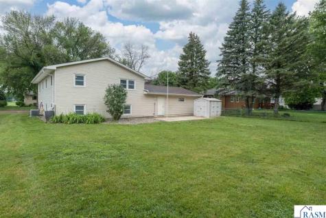 2104 Fair Street Mankato MN 56001