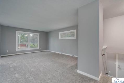 2104 Fair Street Mankato MN 56001