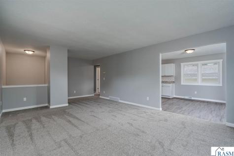 2104 Fair Street Mankato MN 56001