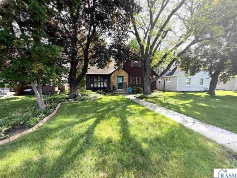 805 S Broadway New Ulm MN 56073