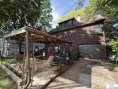805 S Broadway New Ulm MN 56073