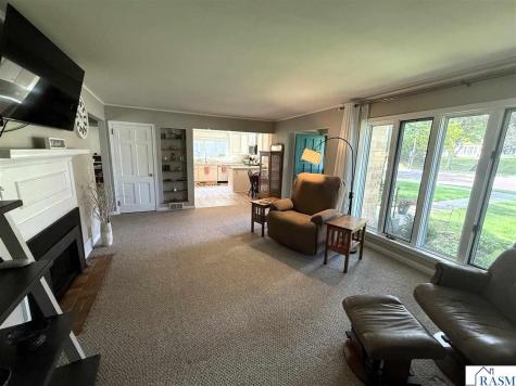 805 S Broadway New Ulm MN 56073