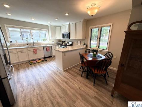 805 S Broadway New Ulm MN 56073