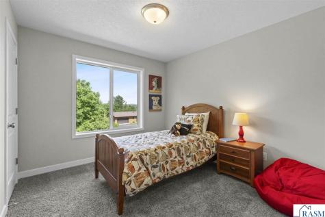 337 Ridge Road Le Sueur MN 56058