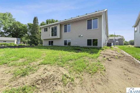 337 Ridge Road Le Sueur MN 56058
