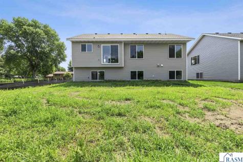 337 Ridge Road Le Sueur MN 56058