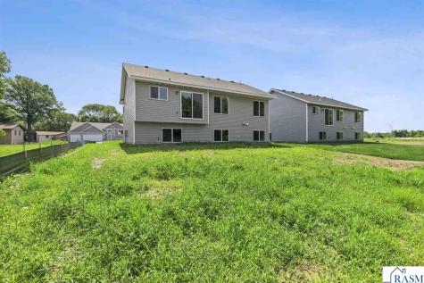 337 Ridge Road Le Sueur MN 56058