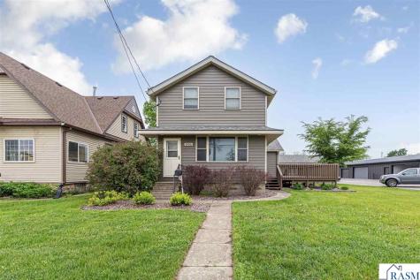 1406 3rd Avenue Mankato MN 56001