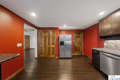 1406 3rd Avenue Mankato MN 56001