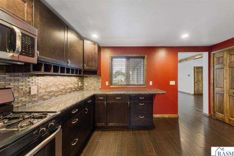1406 3rd Avenue Mankato MN 56001