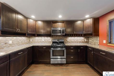 1406 3rd Avenue Mankato MN 56001