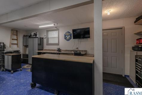 6 Hazelwood Avenue New Ulm MN 56073